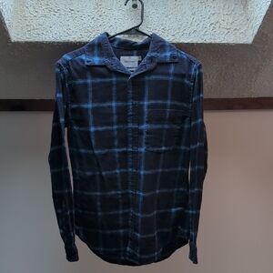 Goodfellow & Co Men's Navy and Black Plaid Shirt